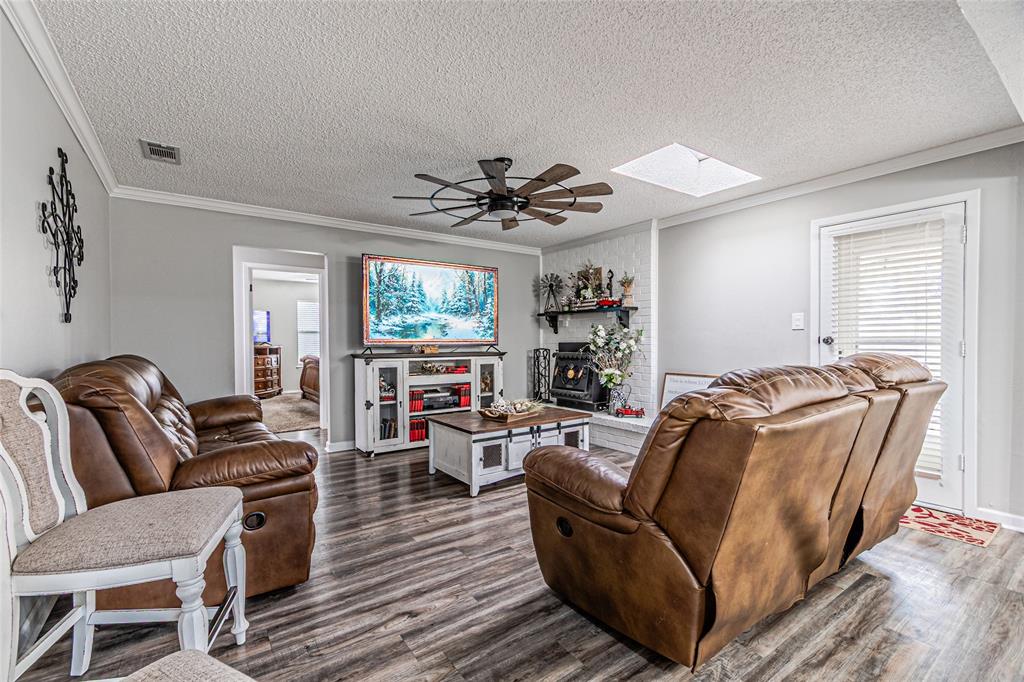 Lake Brenda - Residential