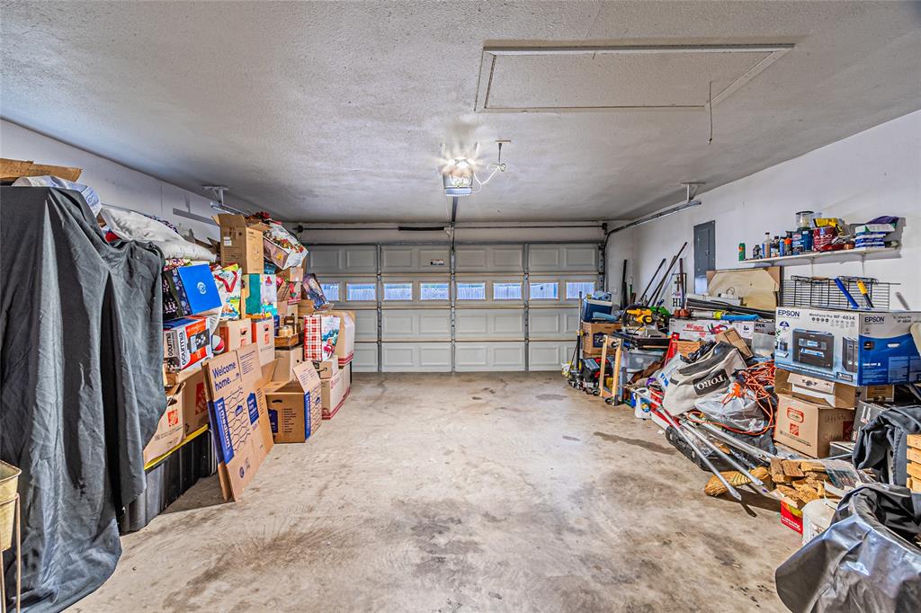 Lake Brenda - Residential