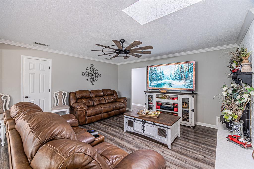 Lake Brenda - Residential