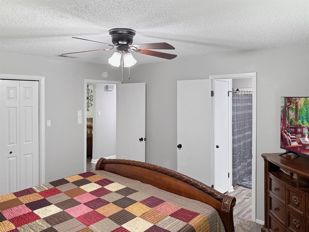 Lake Brenda - Residential