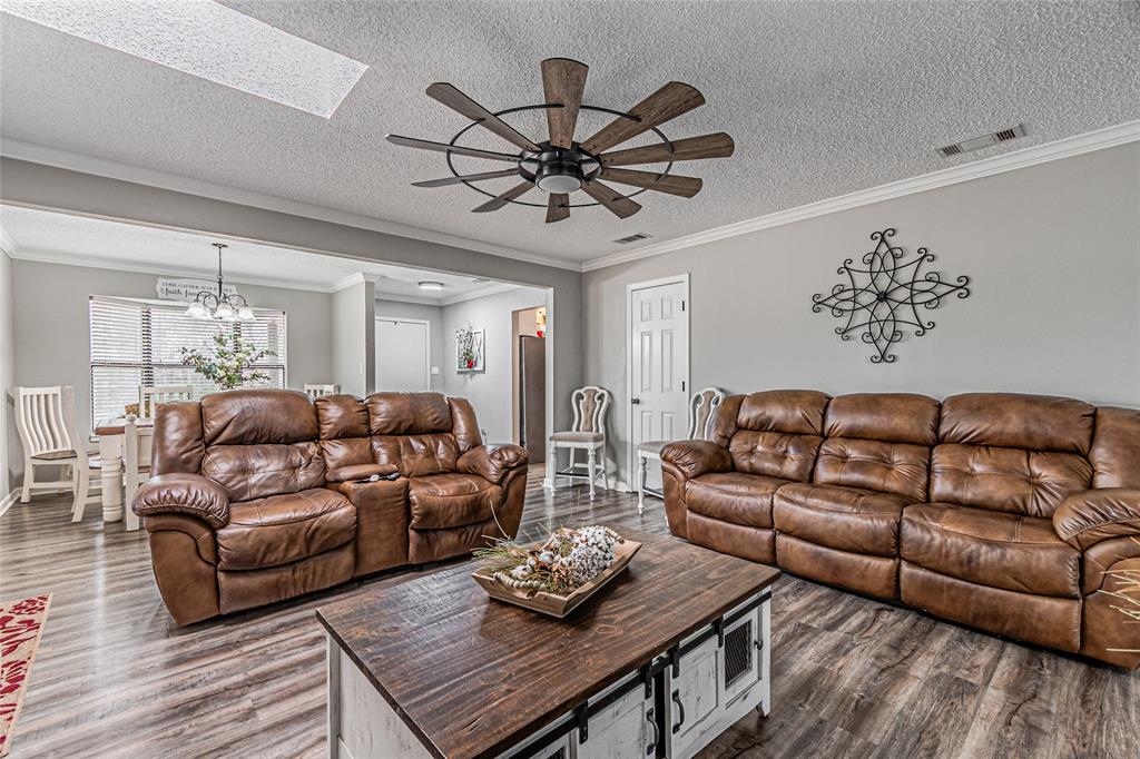 Lake Brenda - Residential