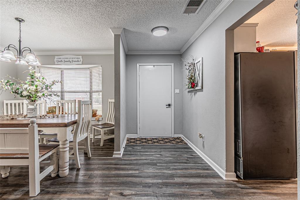 Lake Brenda - Residential