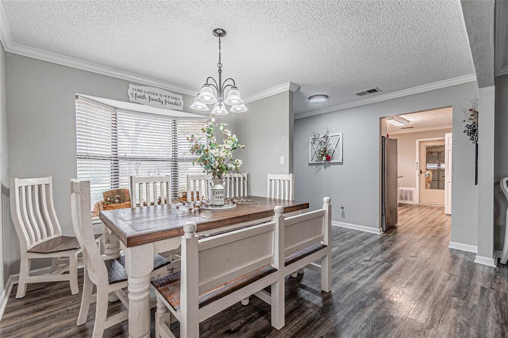 Lake Brenda - Residential