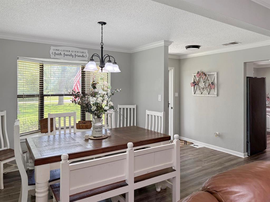 Lake Brenda - Residential