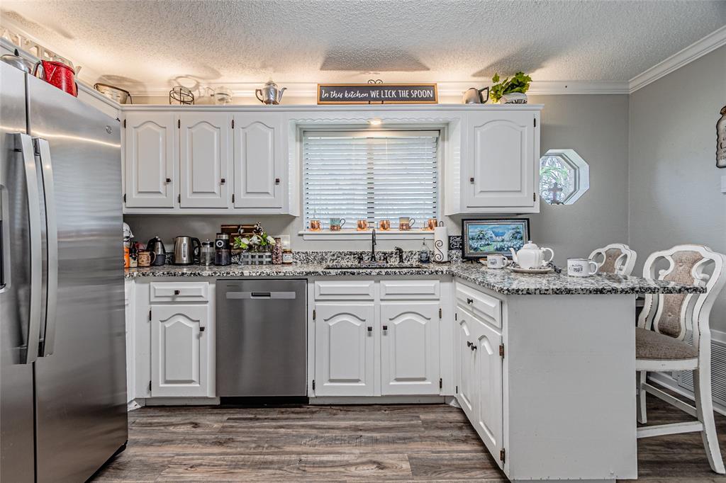 Lake Brenda - Residential