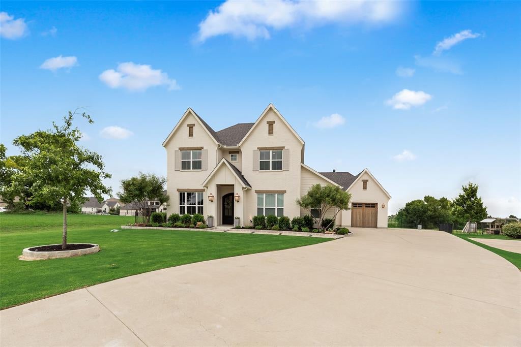 1305 Wolf Ridge Run