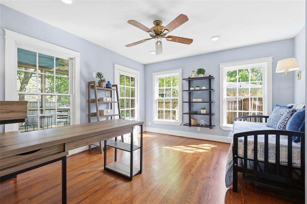 Casa Linda Estates - Residential