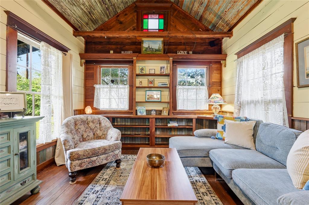 Casa Linda Estates - Residential