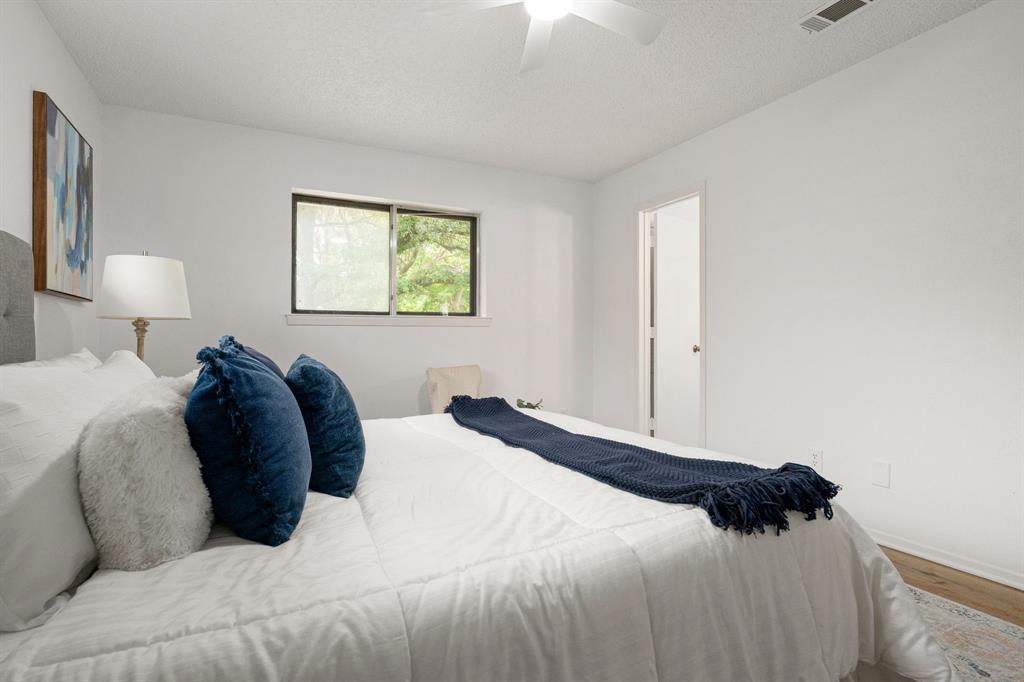 Irwin Keasler Dev Red Bird 02 - Residential