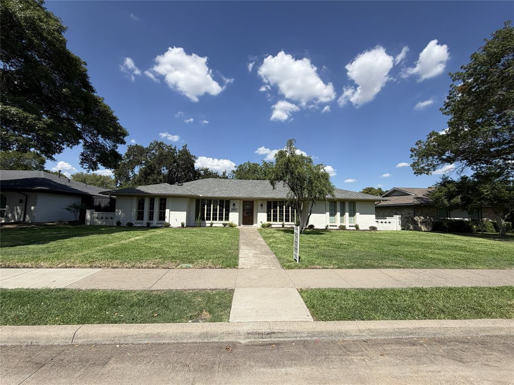 2917 Dartmouth Drive