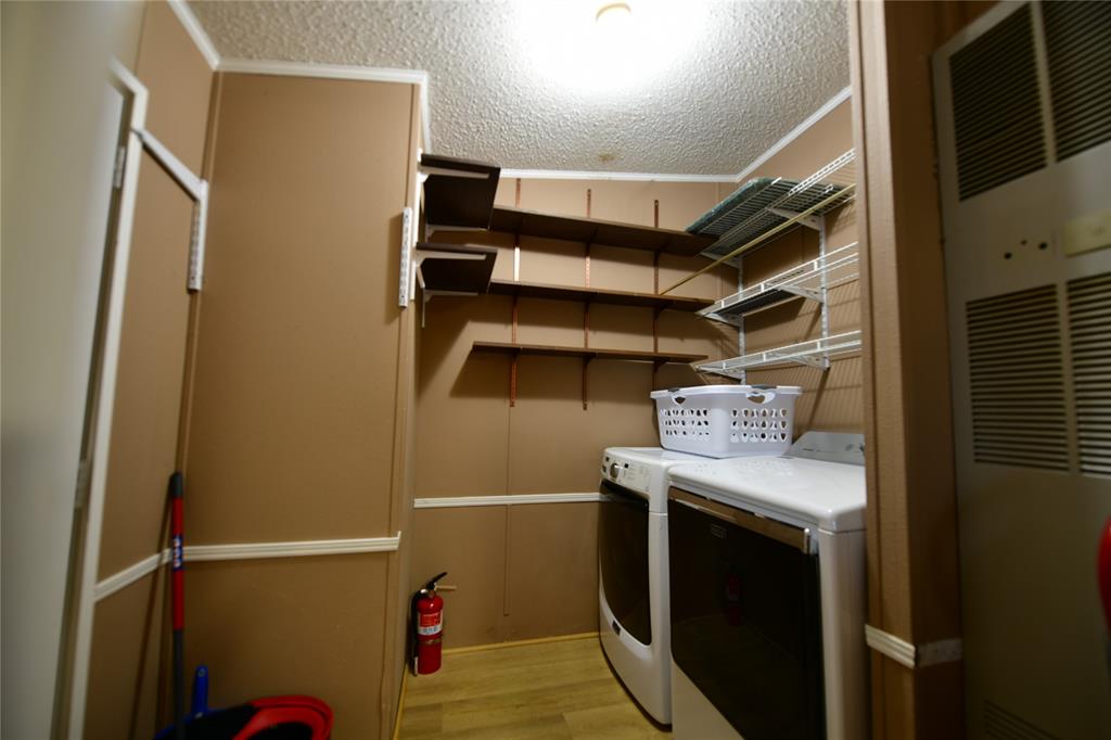 Brinwood Shores Add Sec B - Residential