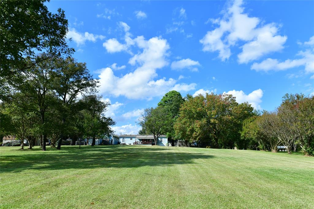 Brinwood Shores Add Sec B - Residential