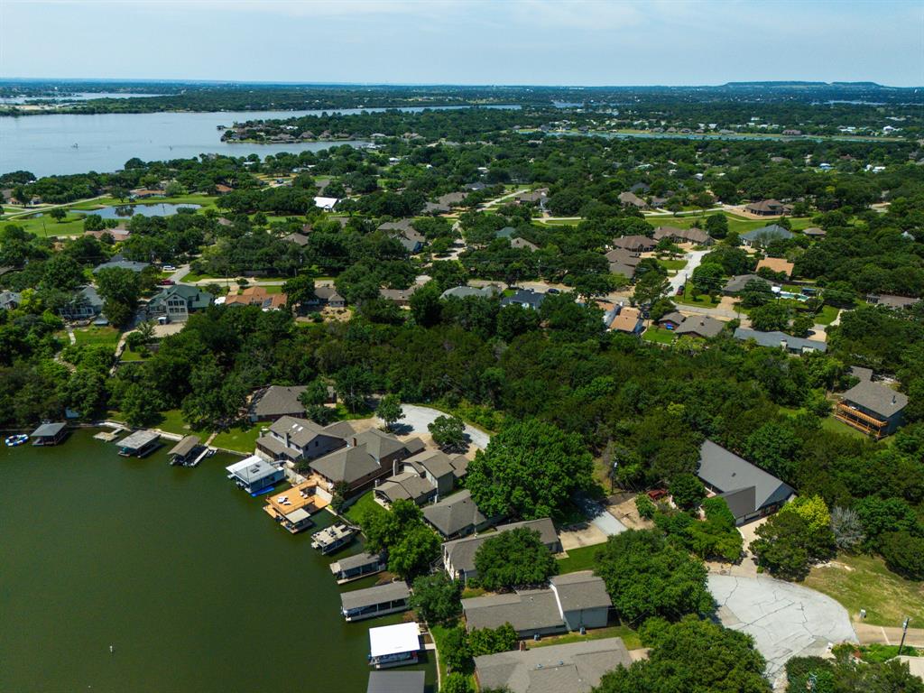 DECORDOVA BEND EST - Land