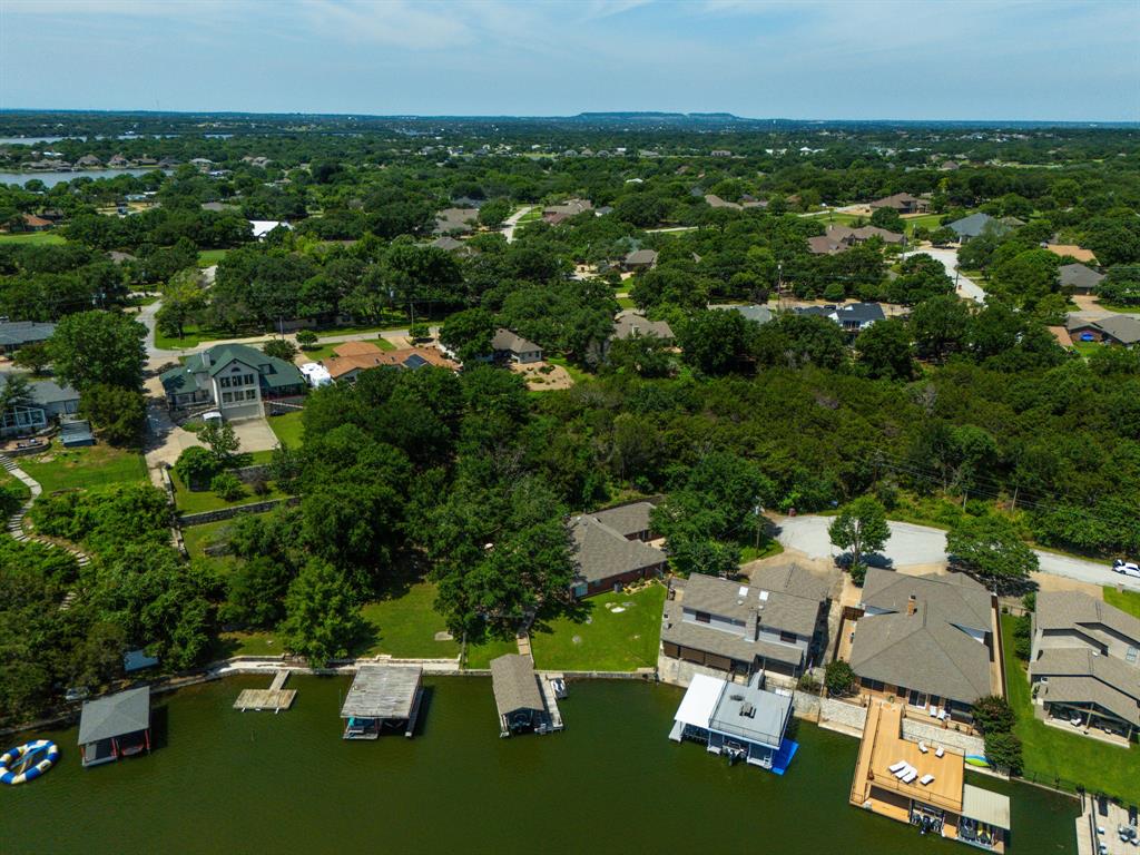 DECORDOVA BEND EST - Land