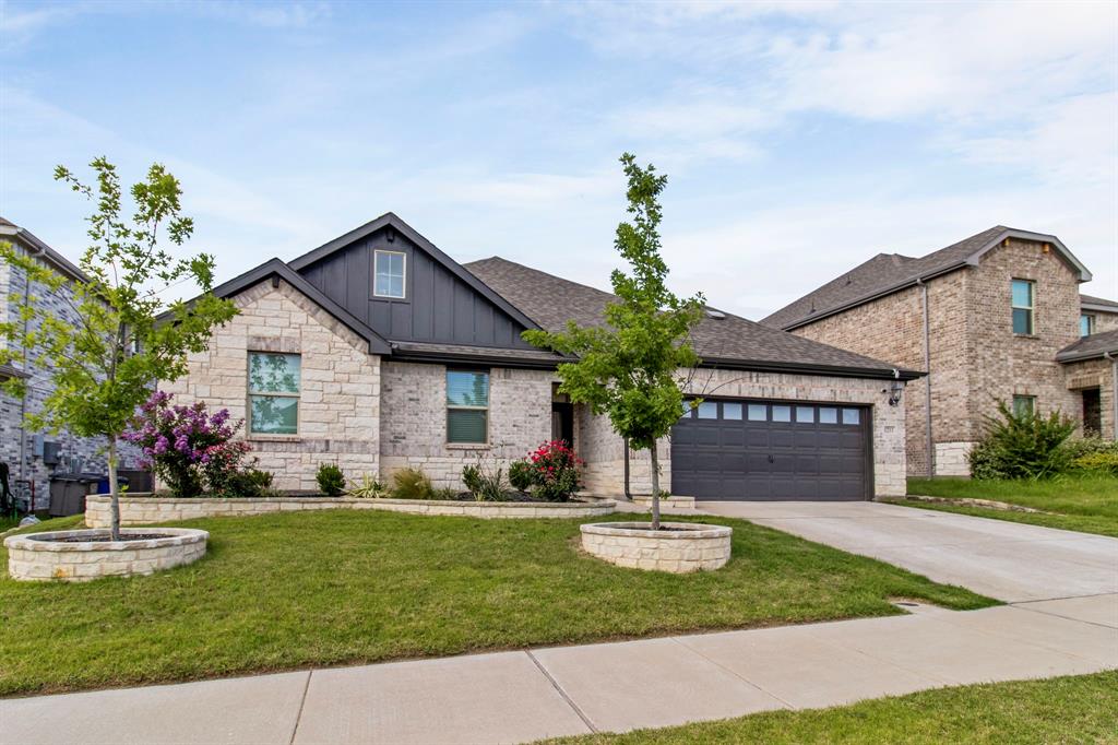 1211 Sweetleaf Street