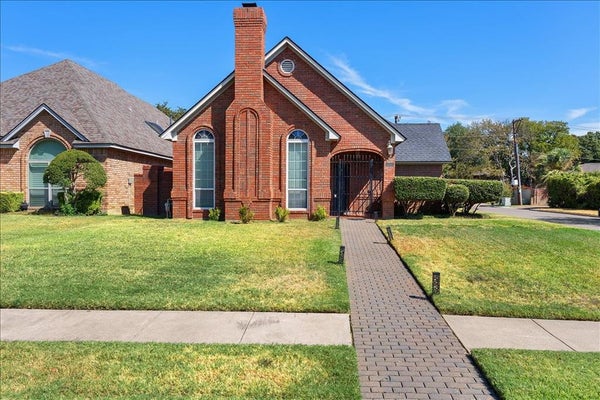 1415 BOARDWALK ST, ARLINGTON, TX 76011 - Image 23db658cc35da79b8aafb9e02f38fa39/2066061954
