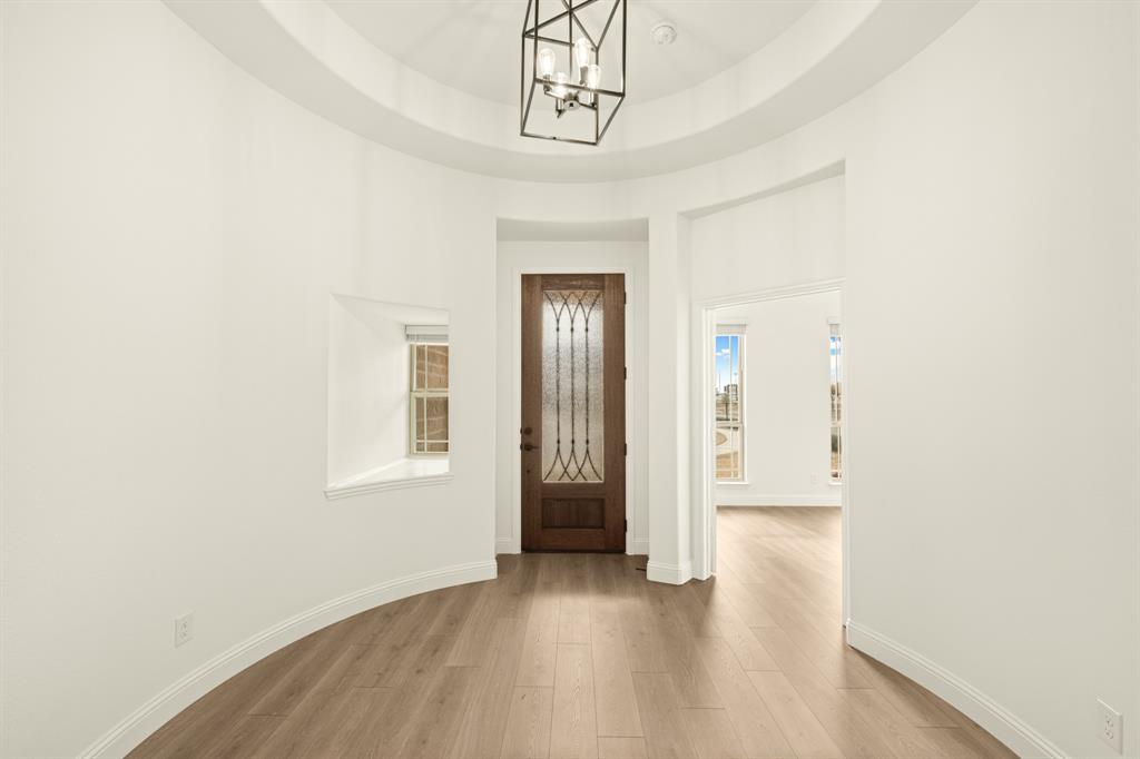 920 Greenleaf Court