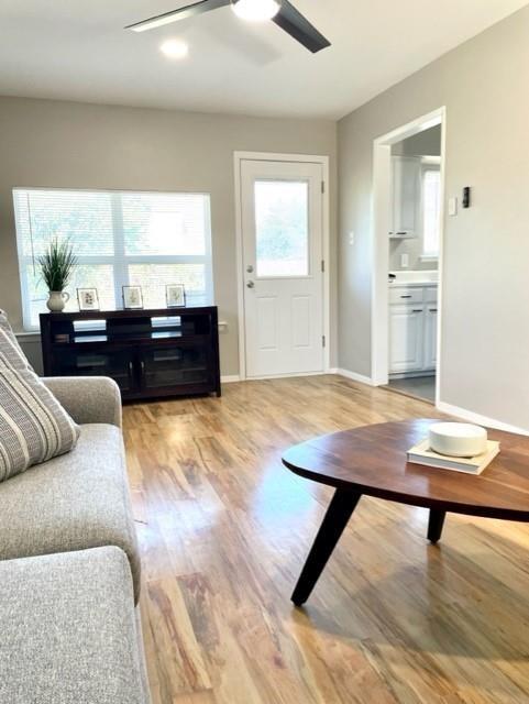 Greenwood Hills 01 - Residential Lease