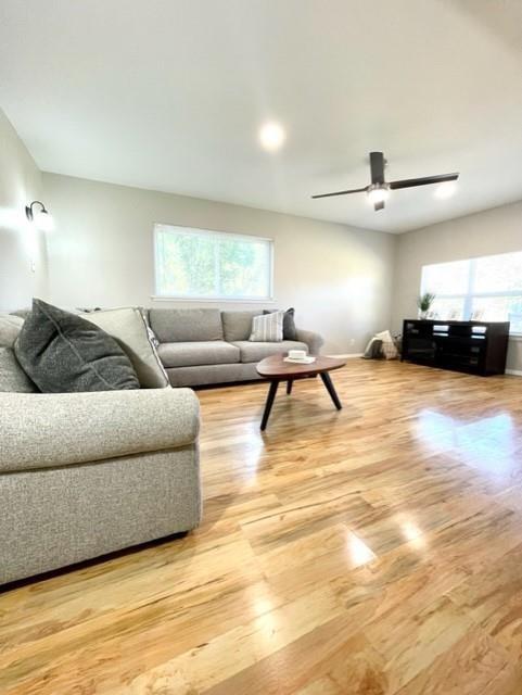 Greenwood Hills 01 - Residential Lease