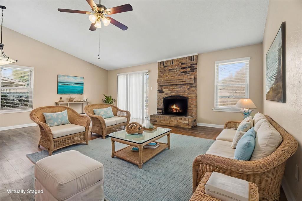 1024 S Riverside Drive