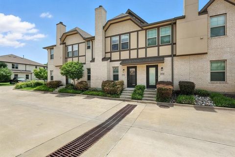 8712 Tudor Place Dallas TX 75228