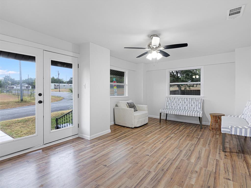 OAK LAWN - Residential