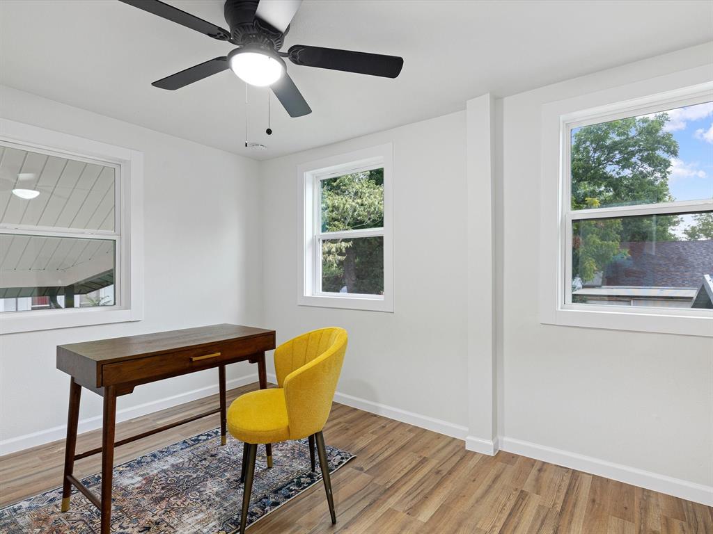 OAK LAWN - Residential