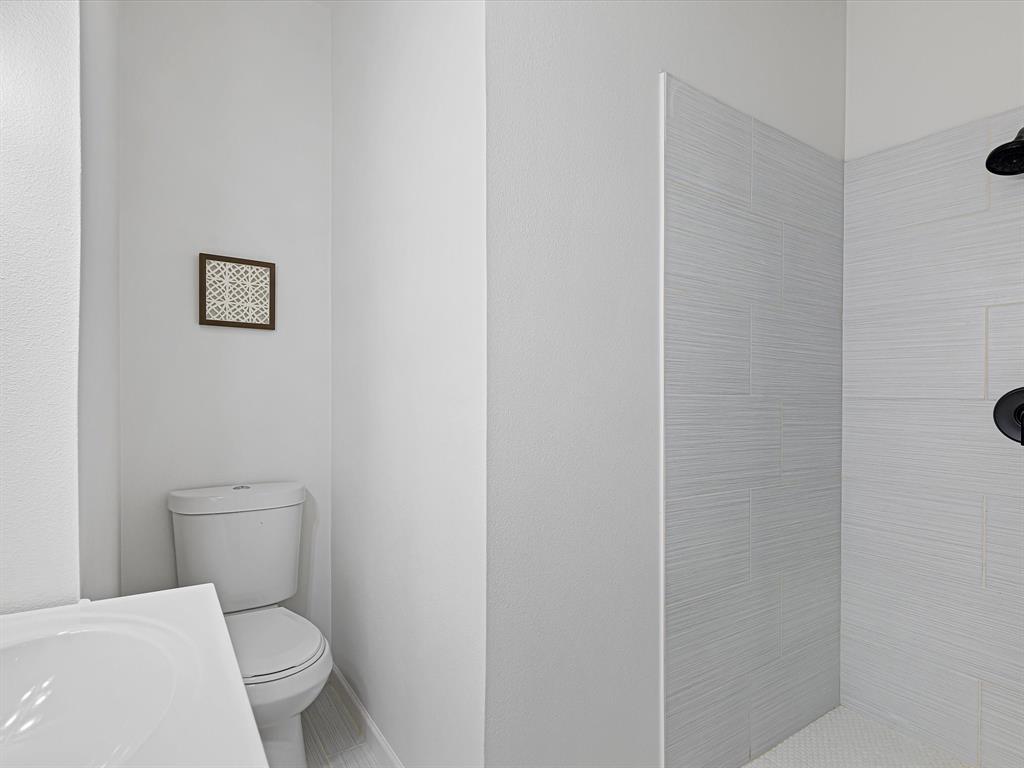 OAK LAWN - Residential