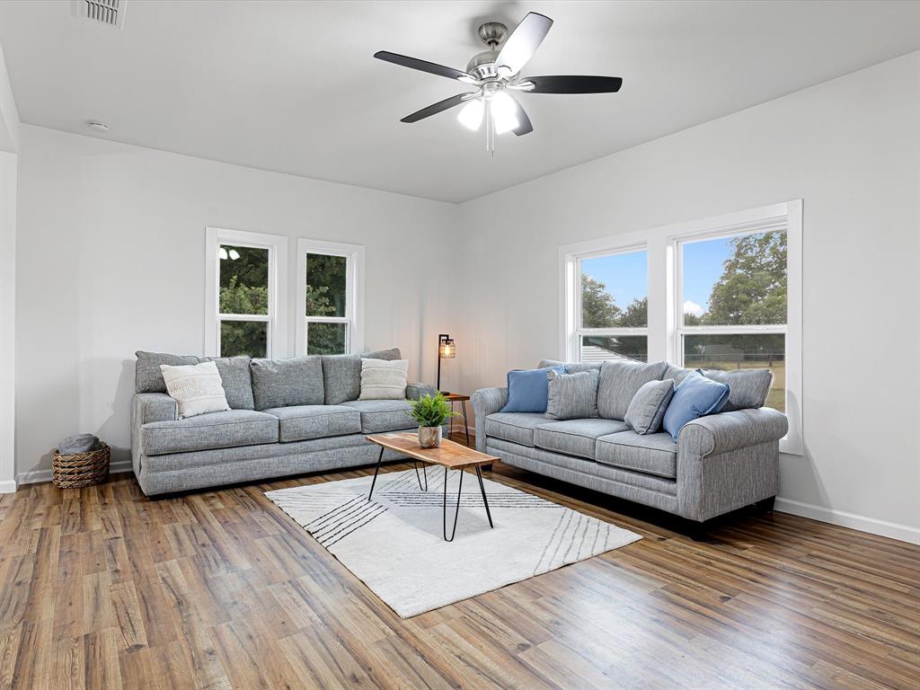 OAK LAWN - Residential