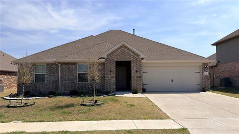Photo of 8356 Radiant Street, Garland, TX 75043 (MLS # 21216812)