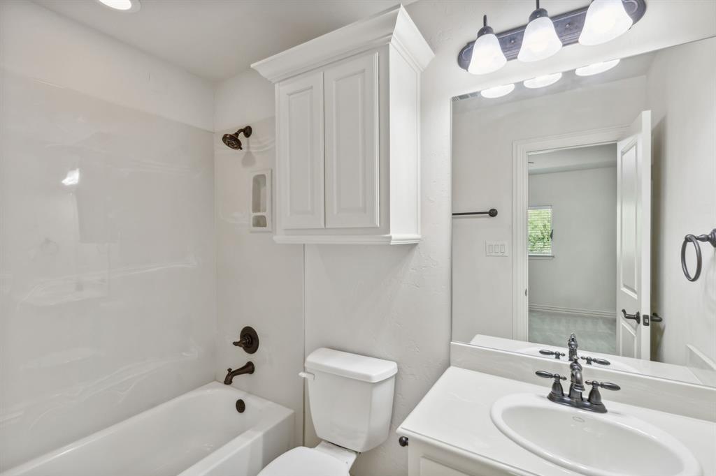 Village Of Ballantrae Sec Two - Residential