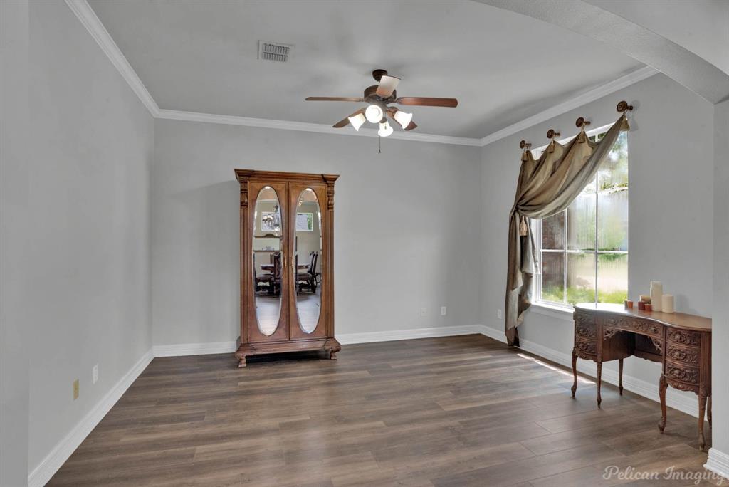 118 Hallette Drive