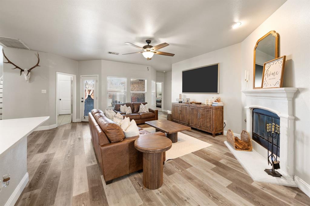 1060 Shady Lane Drive