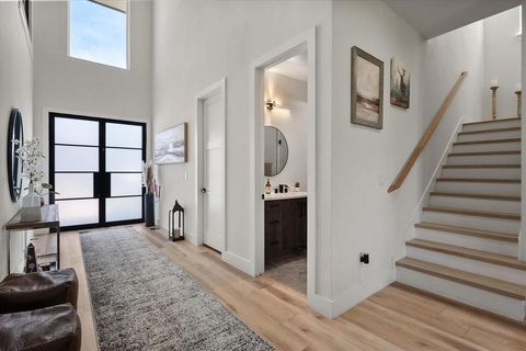 Tiny photo for 4029 Ivanhoe Lane, Dallas, TX 75212 (MLS # 21164120)