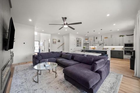 Tiny photo for 4029 Ivanhoe Lane, Dallas, TX 75212 (MLS # 21164120)