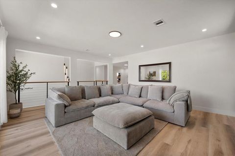 Tiny photo for 4029 Ivanhoe Lane, Dallas, TX 75212 (MLS # 21164120)