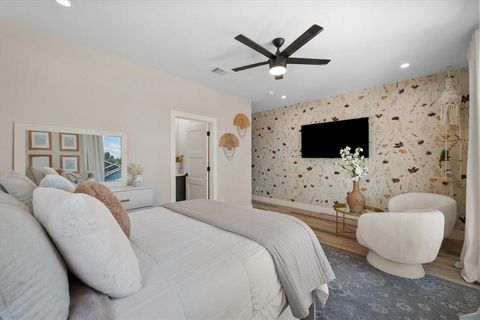 Tiny photo for 4029 Ivanhoe Lane, Dallas, TX 75212 (MLS # 21164120)