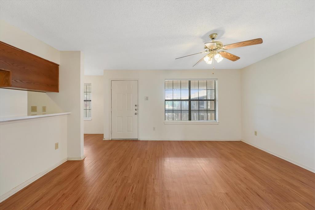 218 N Texas Boulevard 306