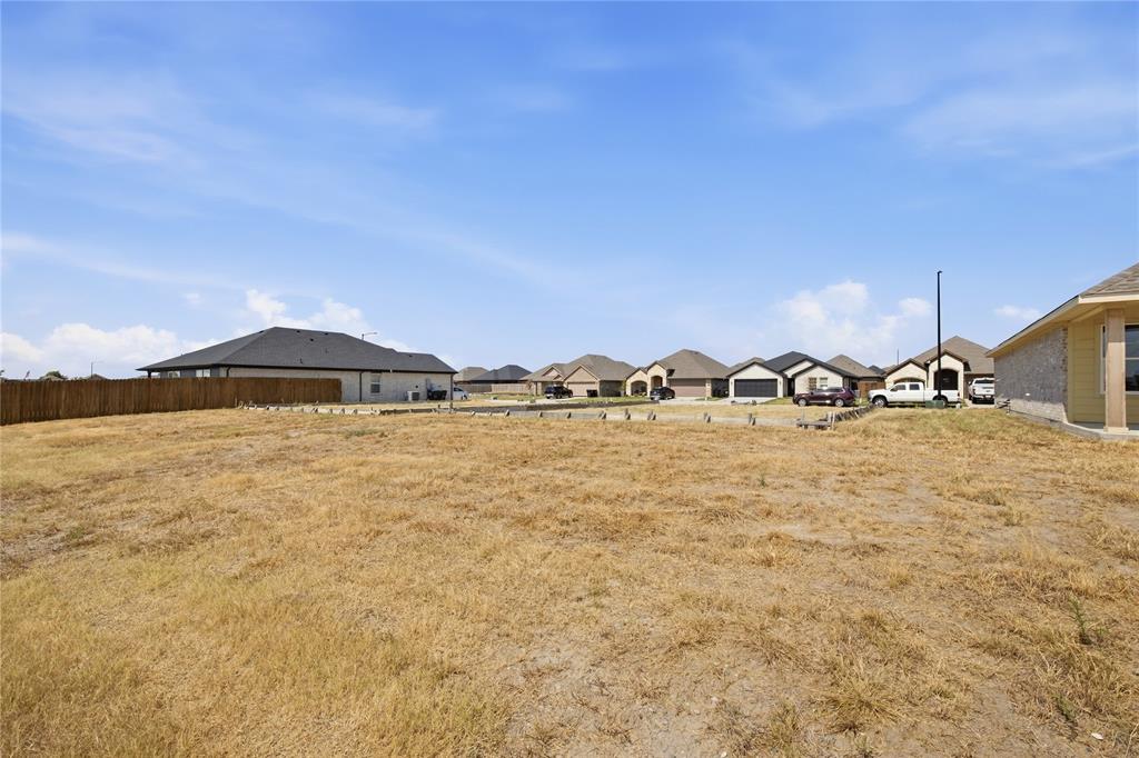 605 Greyson Lane