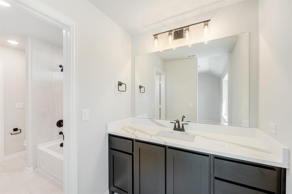 Eagle Glen 60 - Residential