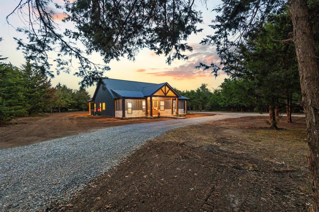 462 County Road 4165