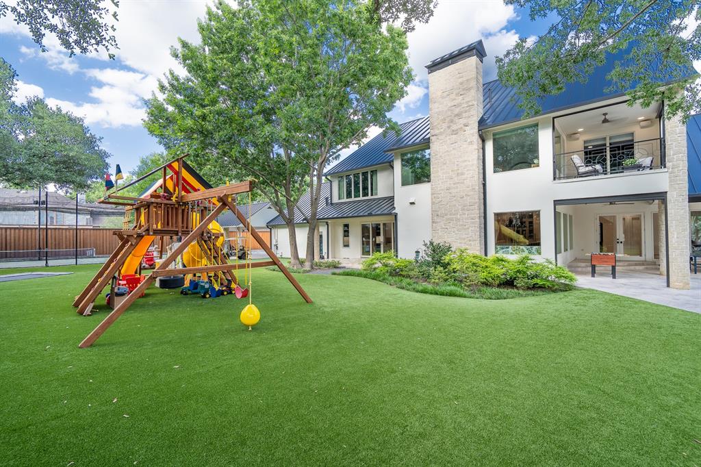 Roxbury Park - Residential