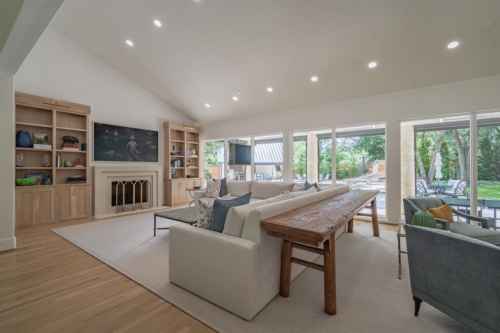 Roxbury Park - Residential