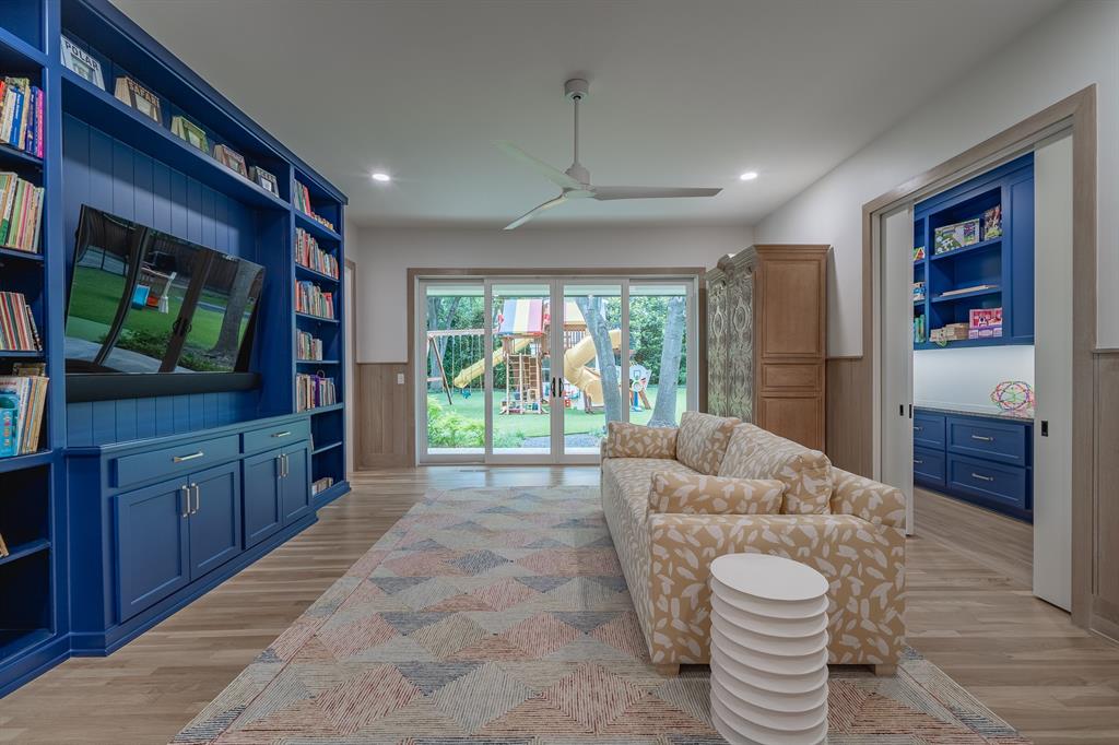 Roxbury Park - Residential