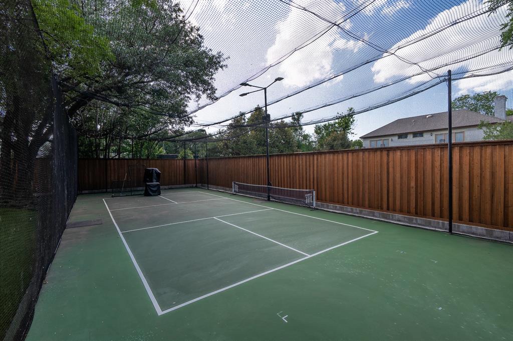 Roxbury Park - Residential