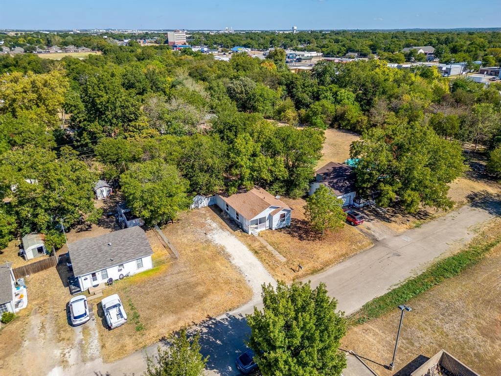 106 Bales Street 108