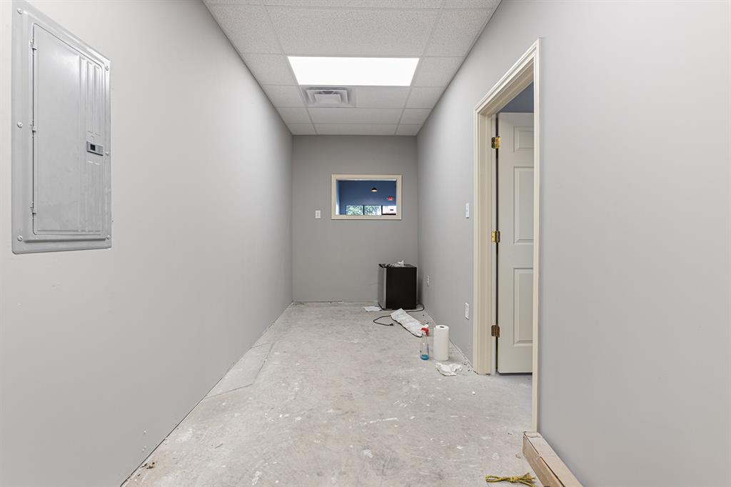 Leeds Add - Commercial Lease