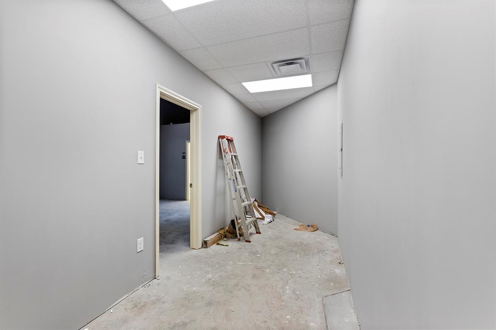 Leeds Add - Commercial Lease