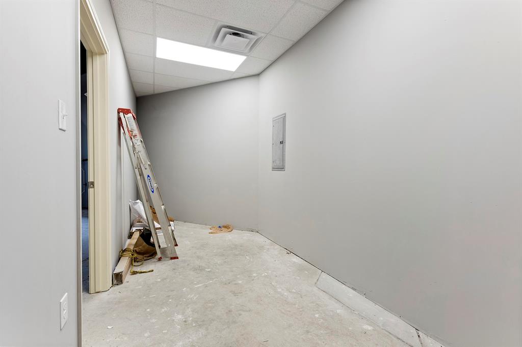 Leeds Add - Commercial Lease