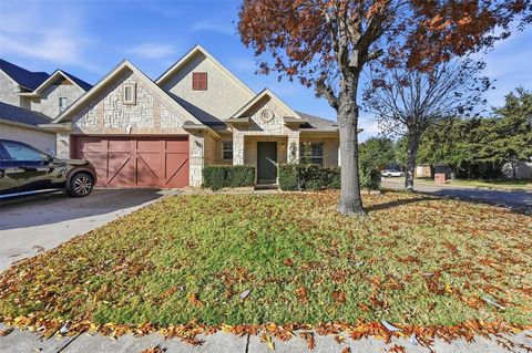 309 Moonlight Drive Euless TX 76039